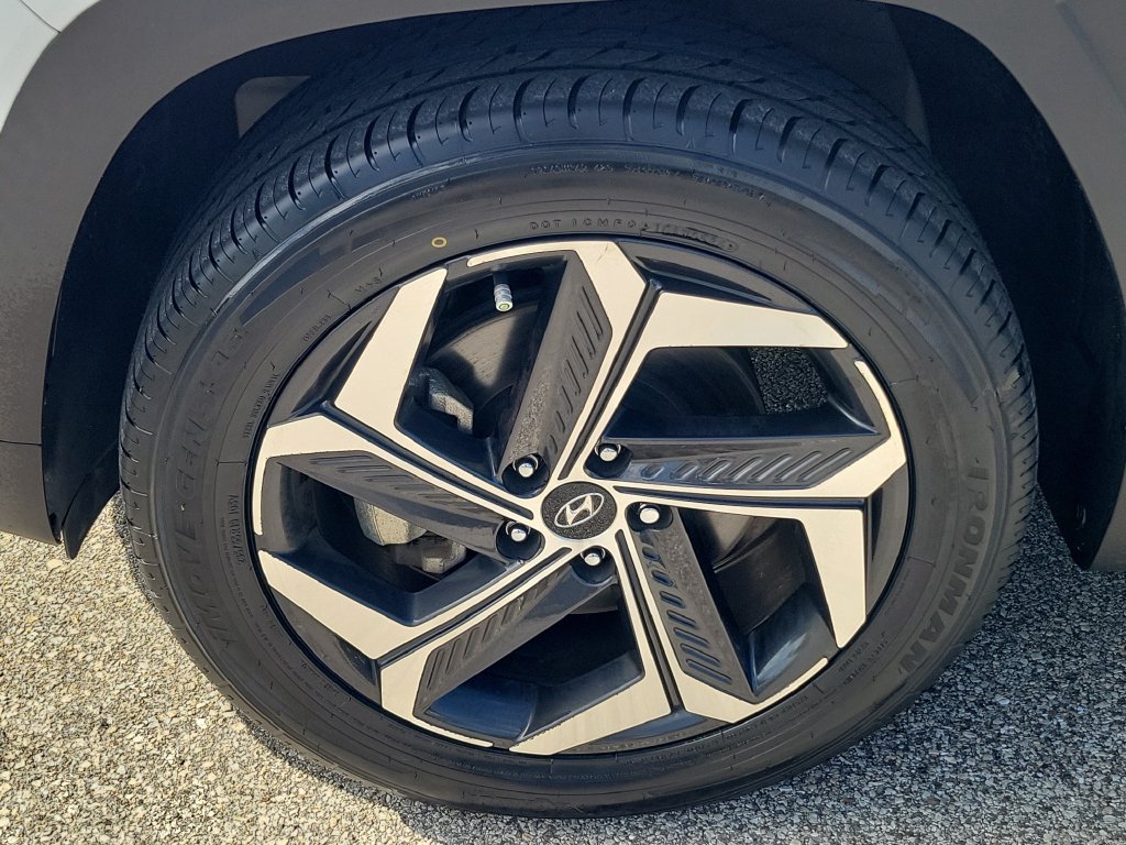 Used 2023 Hyundai Tucson Limited AWD/4WD image 8