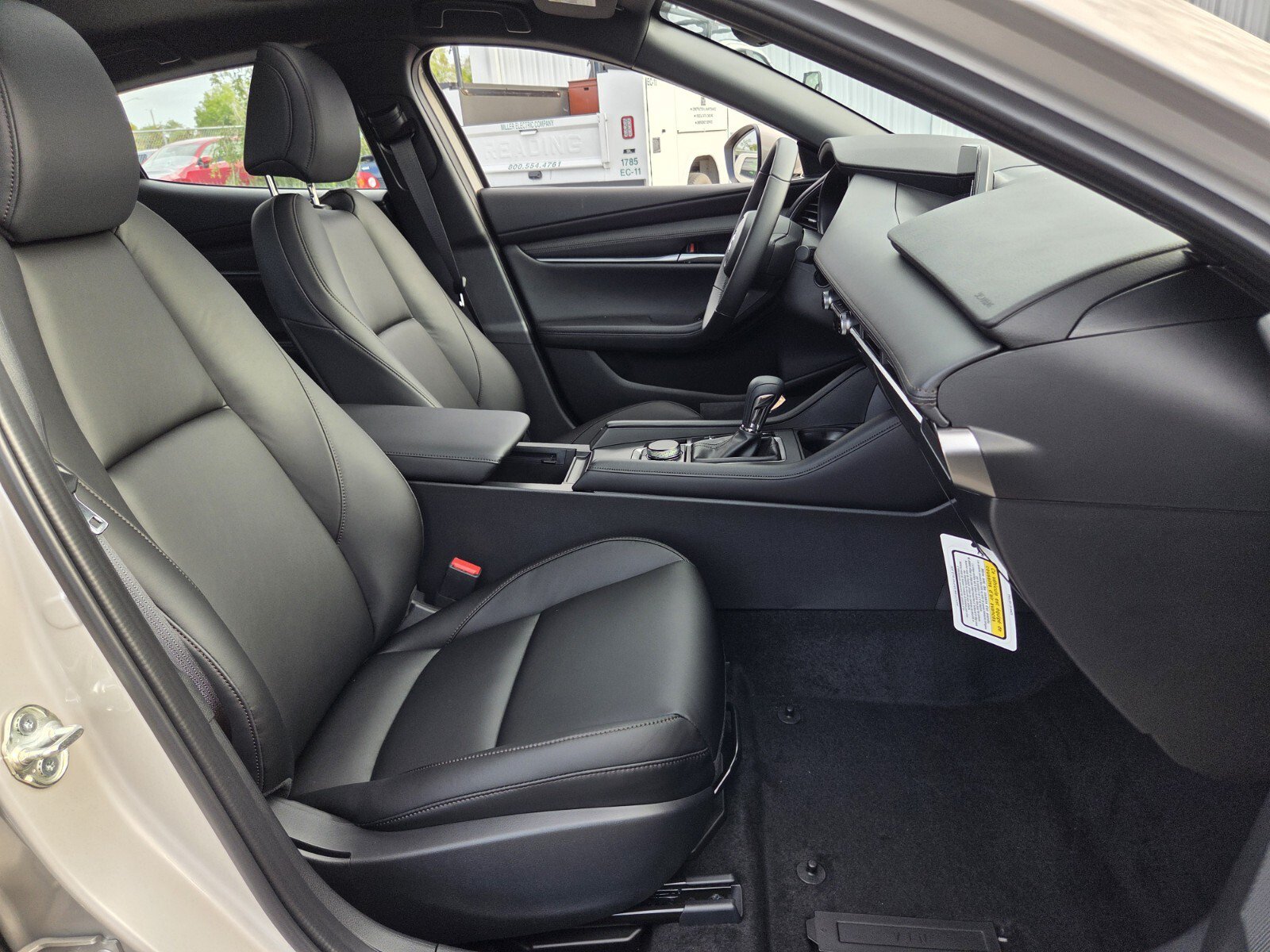New 2026 MAZDA MAZDA3 s FWD image 17