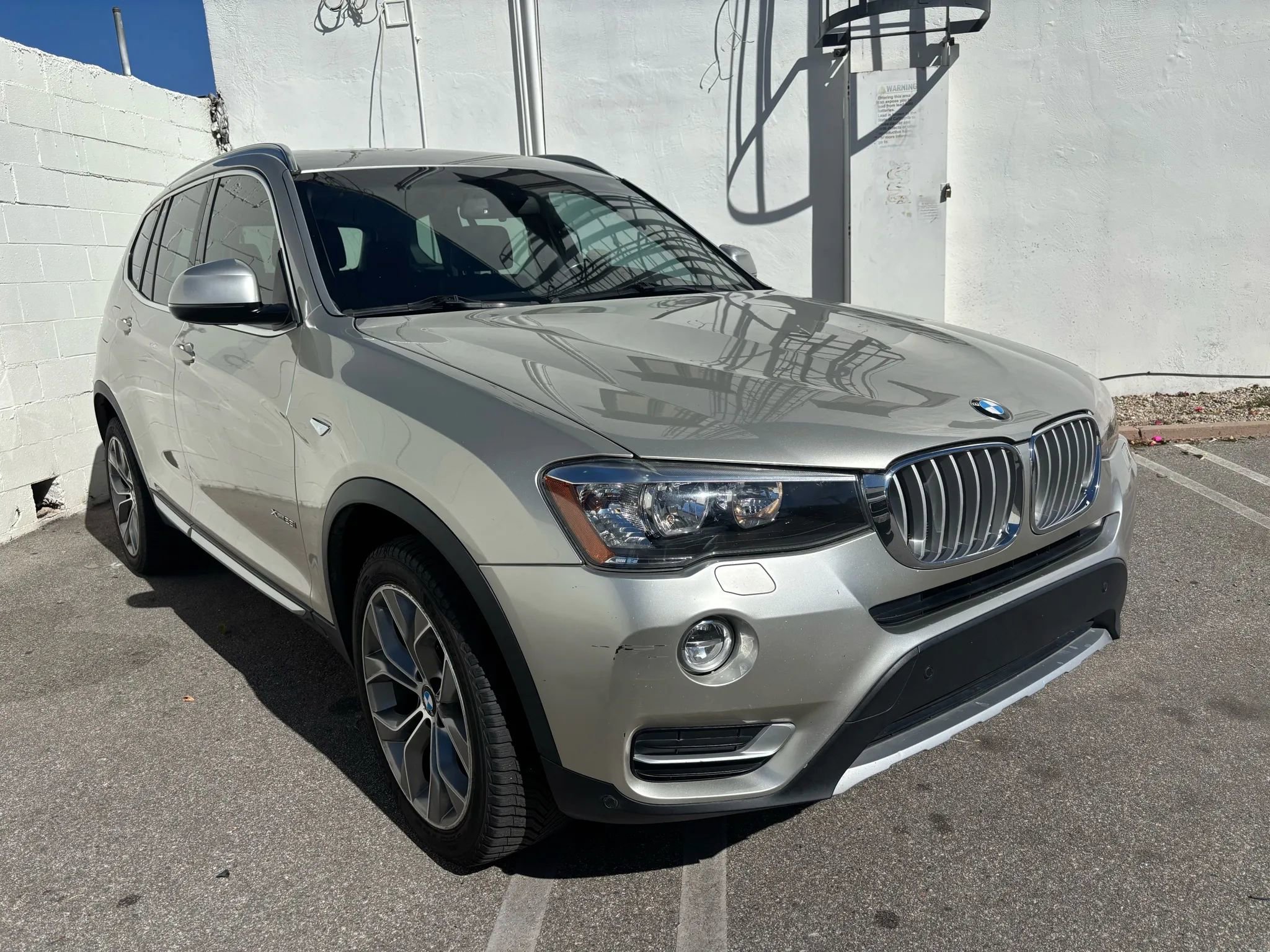 Used 2015 BMW X3 xDrive28i image 4