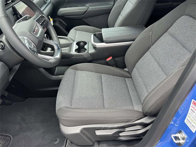 New 2026 GMC Terrain Elevation image 16