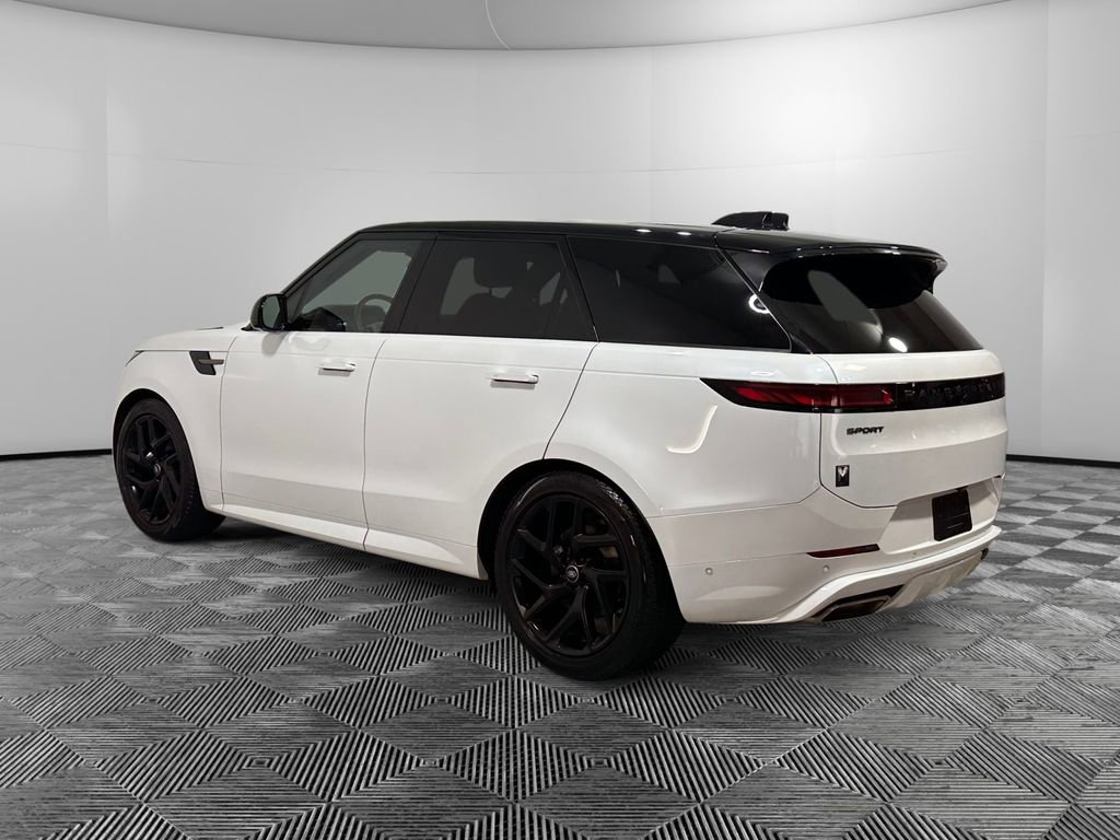 Used 2024 Land Rover Range Rover Sport Dynamic SE image 3