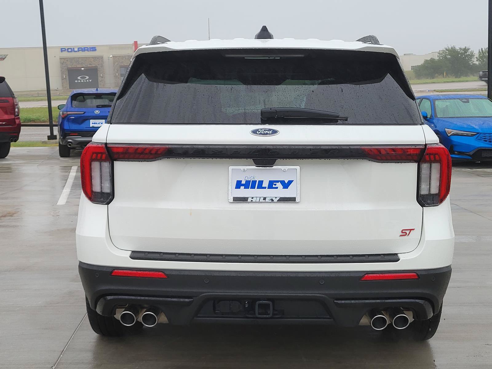 Used 2025 Ford Explorer ST AWD/4WD image 4