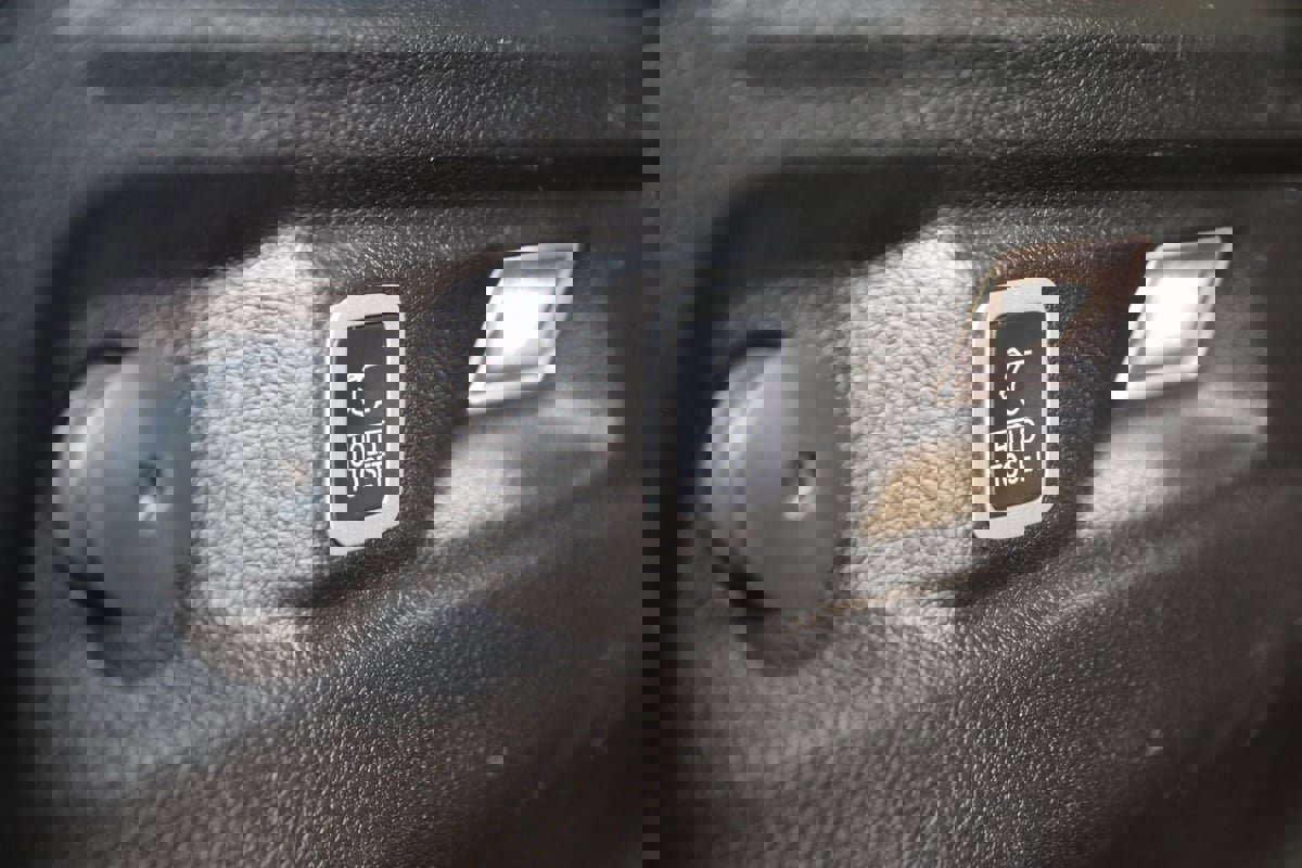 Used 2022 Jeep Grand Cherokee L Limited image 76