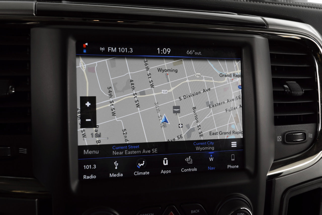 Used 2018 RAM 1500 Sport image 19