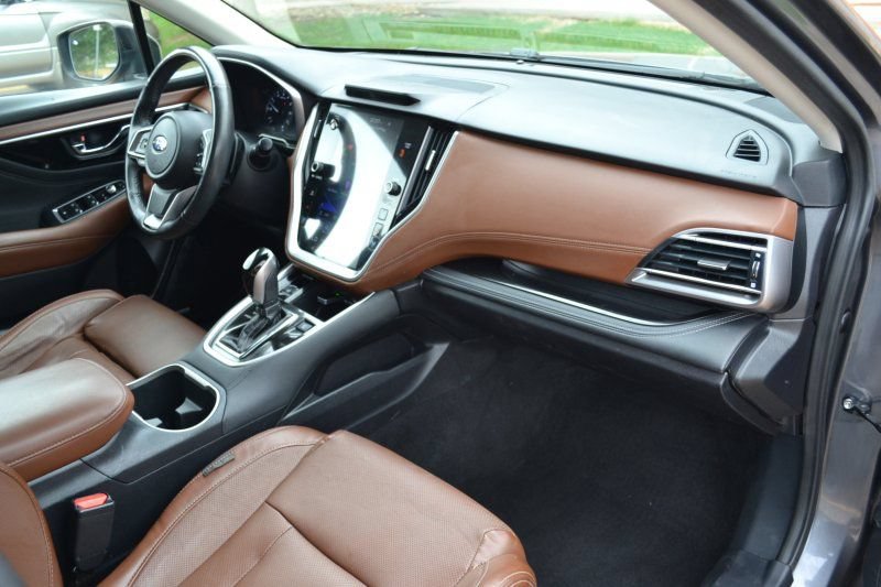 Used 2020 Subaru Outback Touring XT AWD/4WD image 27