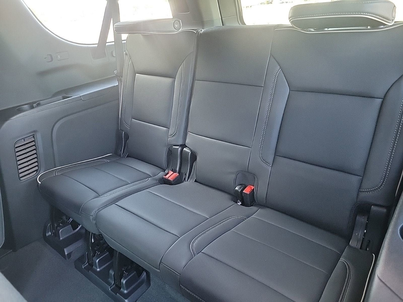 New 2026 GMC Yukon XL Elevation RWD image 13
