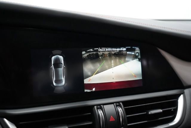 New 2025 Alfa Romeo Giulia w/ Driving Assist Package image 26