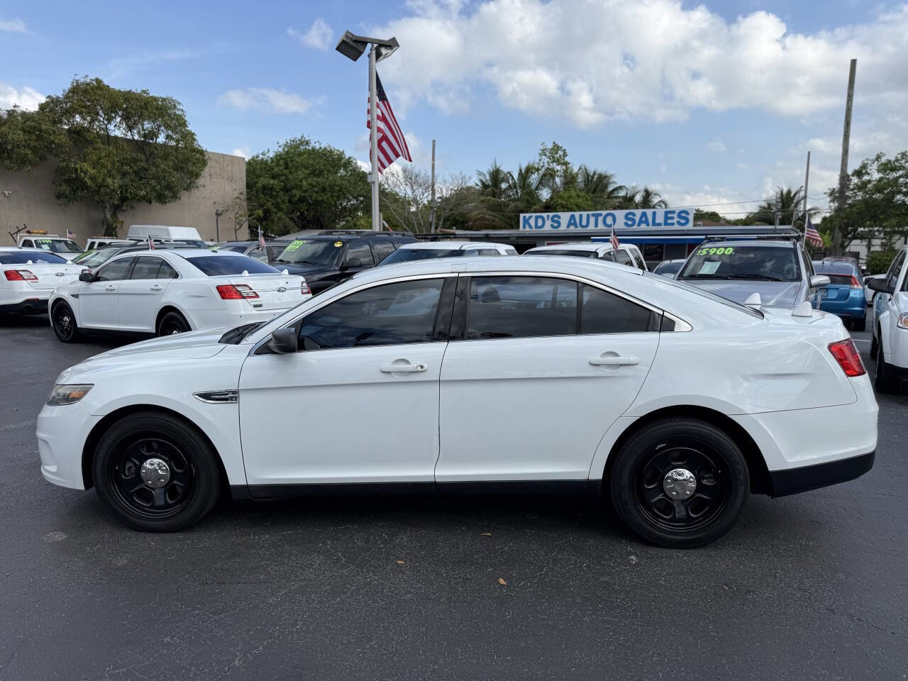 Used 2015 Ford Taurus Police Interceptor AWD image 5