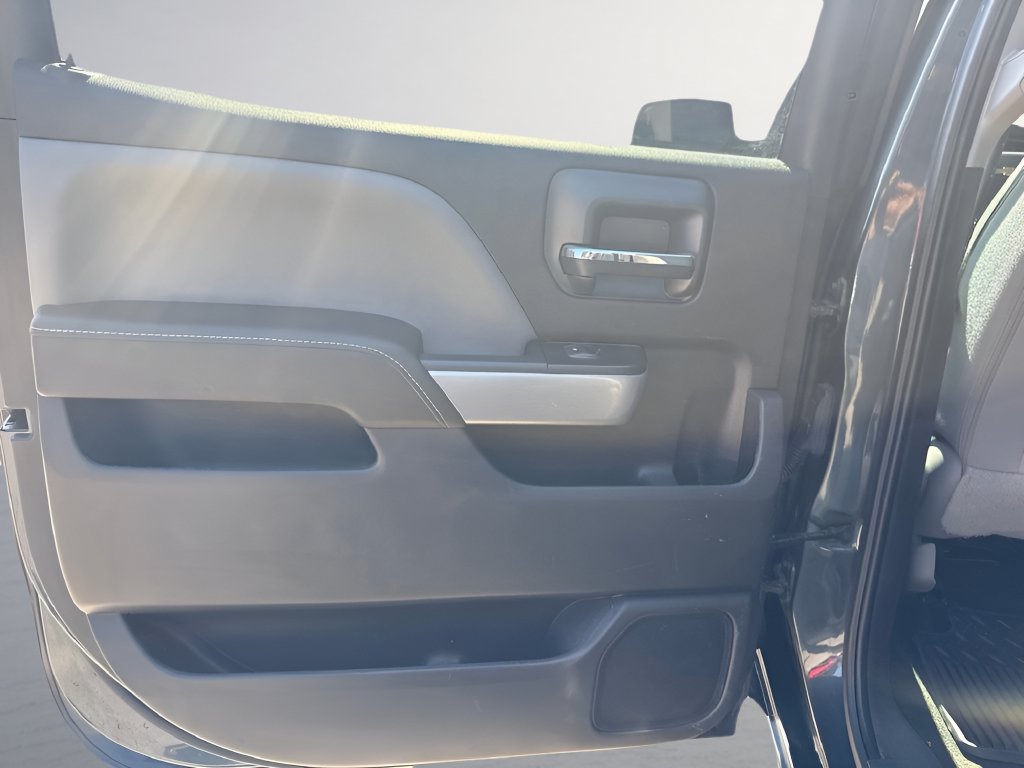 Used 2017 Chevrolet Silverado 1500 LT w/ All Star Edition AWD/4WD image 27