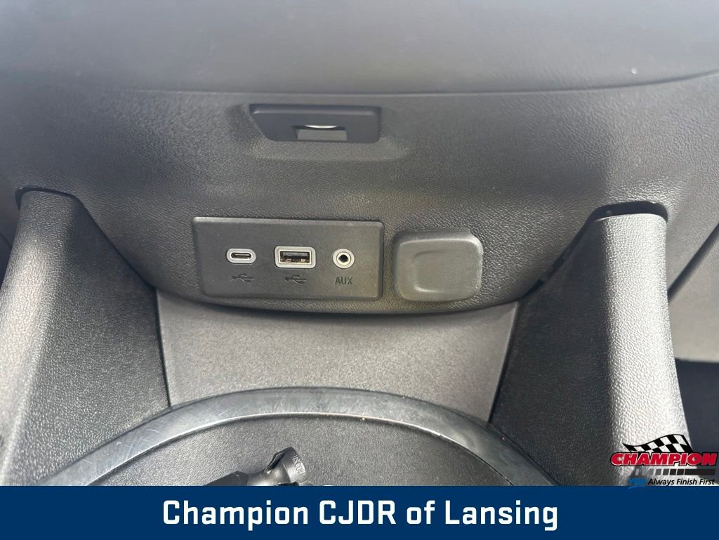 Used 2022 Chevrolet Malibu LT FWD image 26