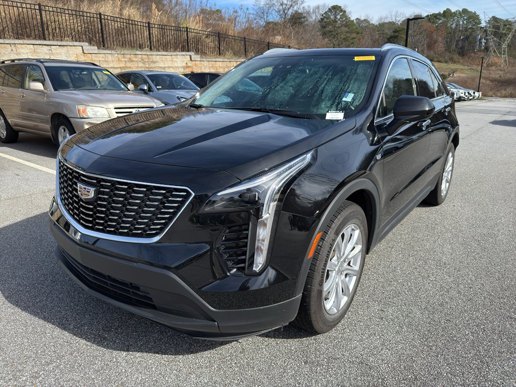 Used 2023 Cadillac XT4 Luxury image 1
