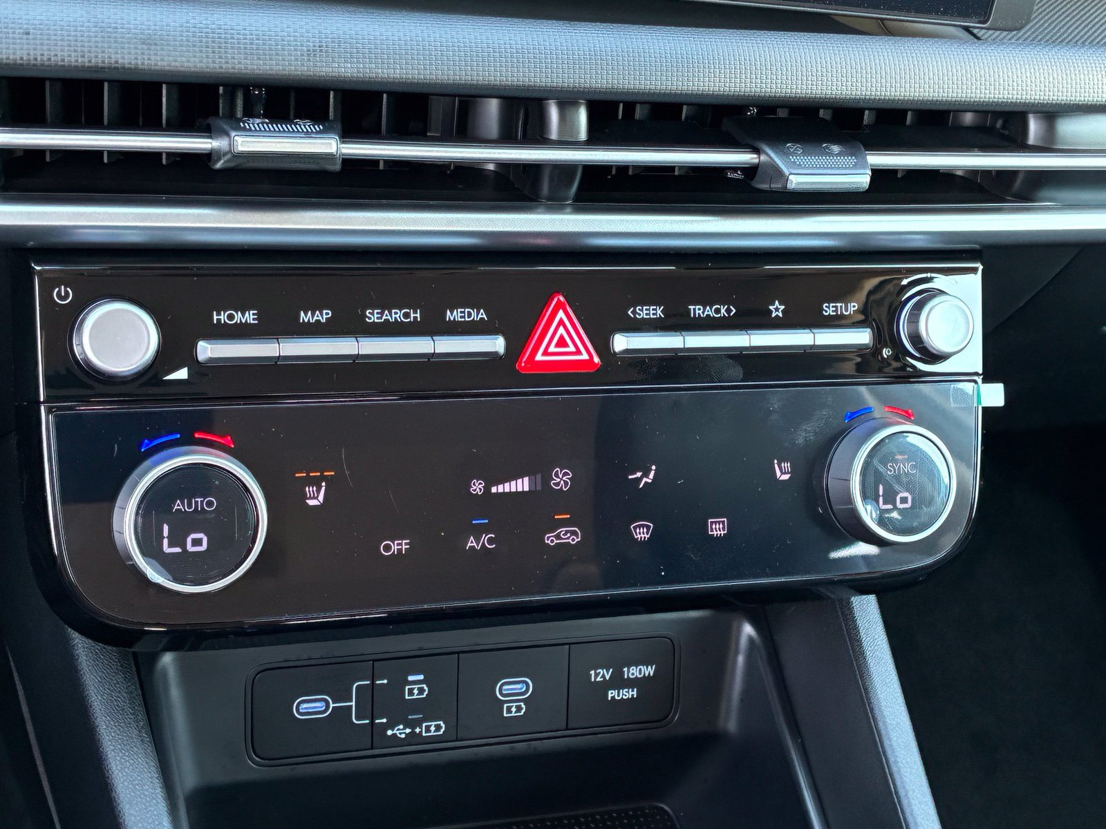 New 2026 Hyundai Tucson SEL Plus FWD image 22