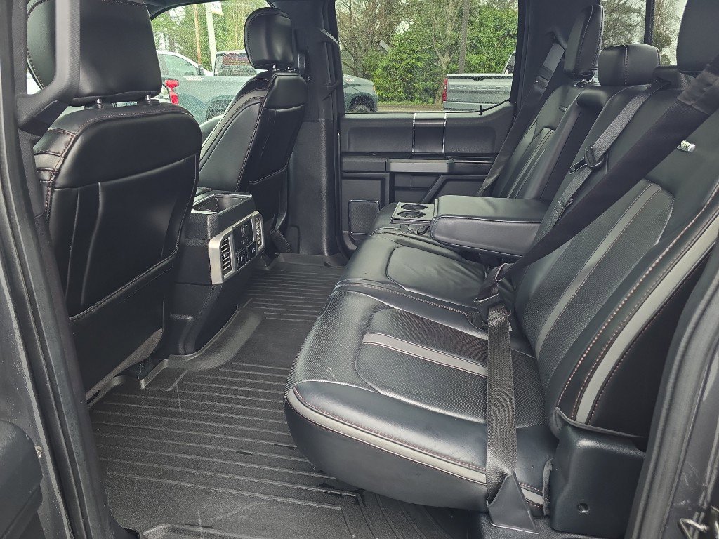Used 2018 Ford F150 Platinum w/ Equipment Group 701A Luxury image 19