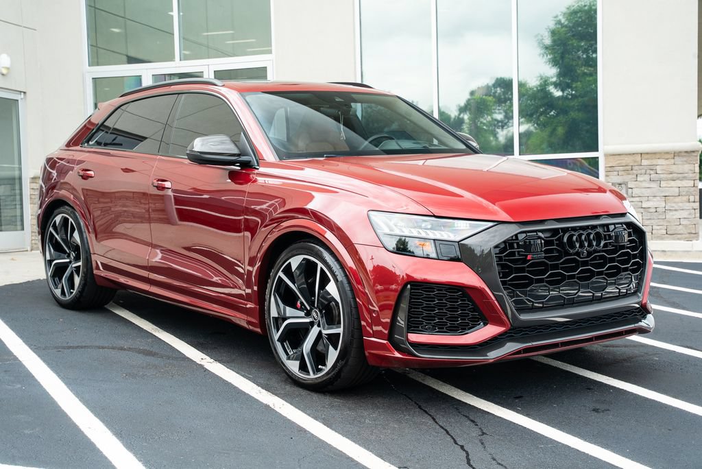 Used 2022 Audi RS Q8 w/ Carbon Optic Package AWD/4WD image 8