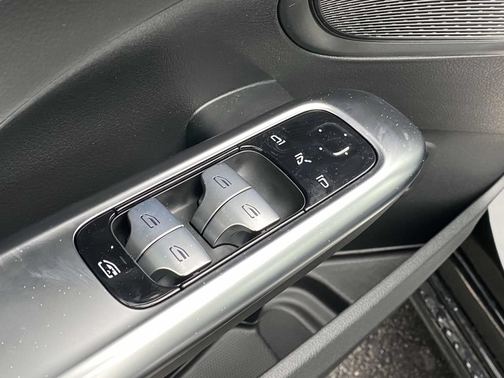 Certified 2025 Mercedes-Benz C 300 Sedan image 19