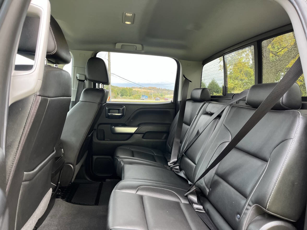 Used 2019 Chevrolet Silverado 2500 LTZ image 33