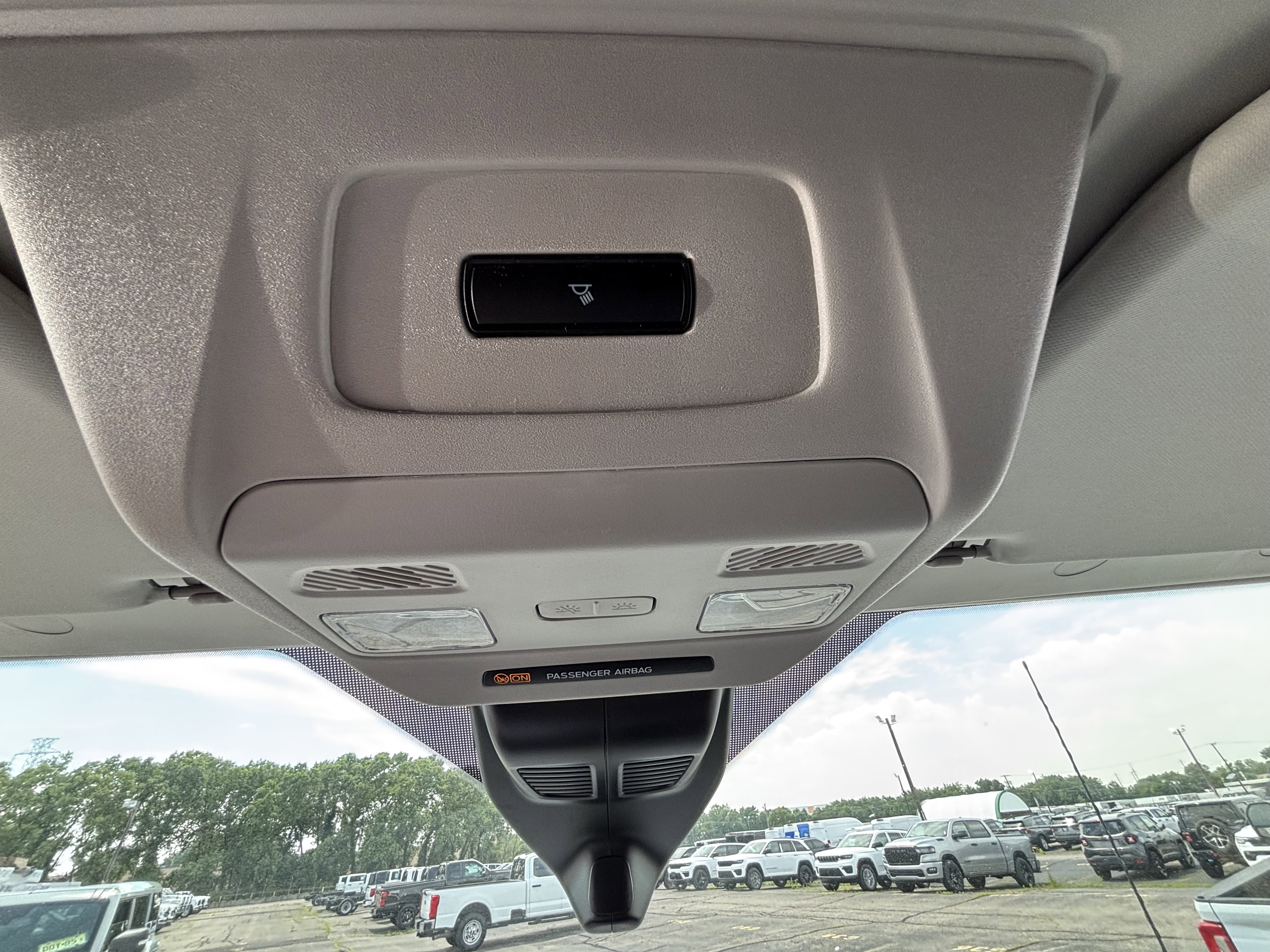New 2025 Ford Transit 250 148 Medium Roof image 19