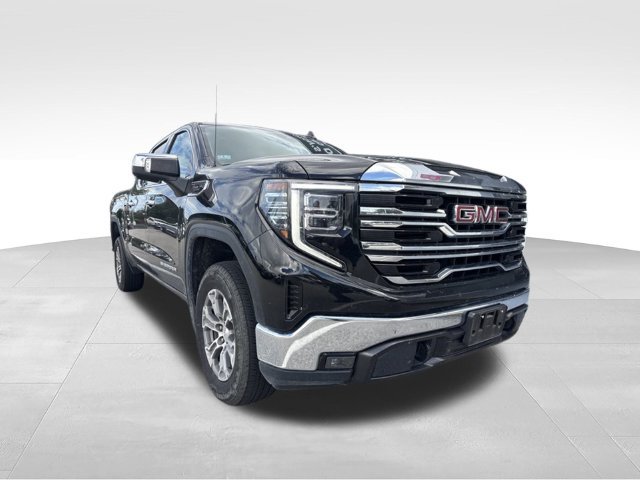 Used 2025 GMC Sierra 1500 SLT AWD/4WD image 3