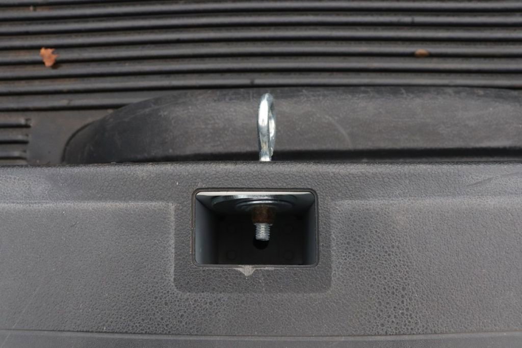 Used 2003 GMC Sierra 3500 SLE image 48