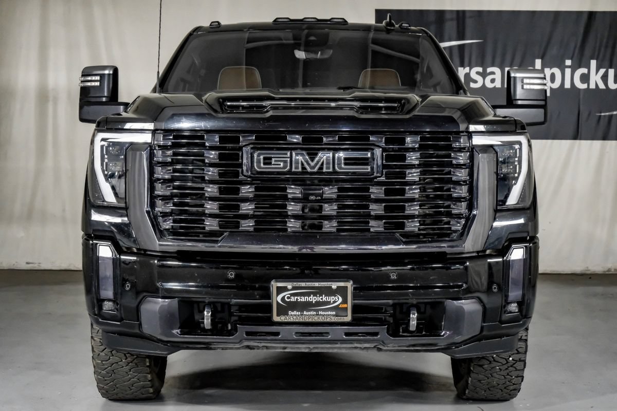 Used 2024 GMC Sierra 2500 Denali Ultimate AWD/4WD image 3