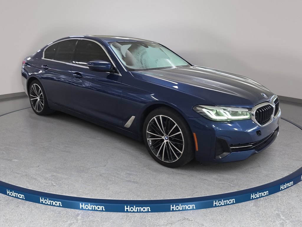 Used 2023 BMW 530i w/ Convenience Package RWD image 4
