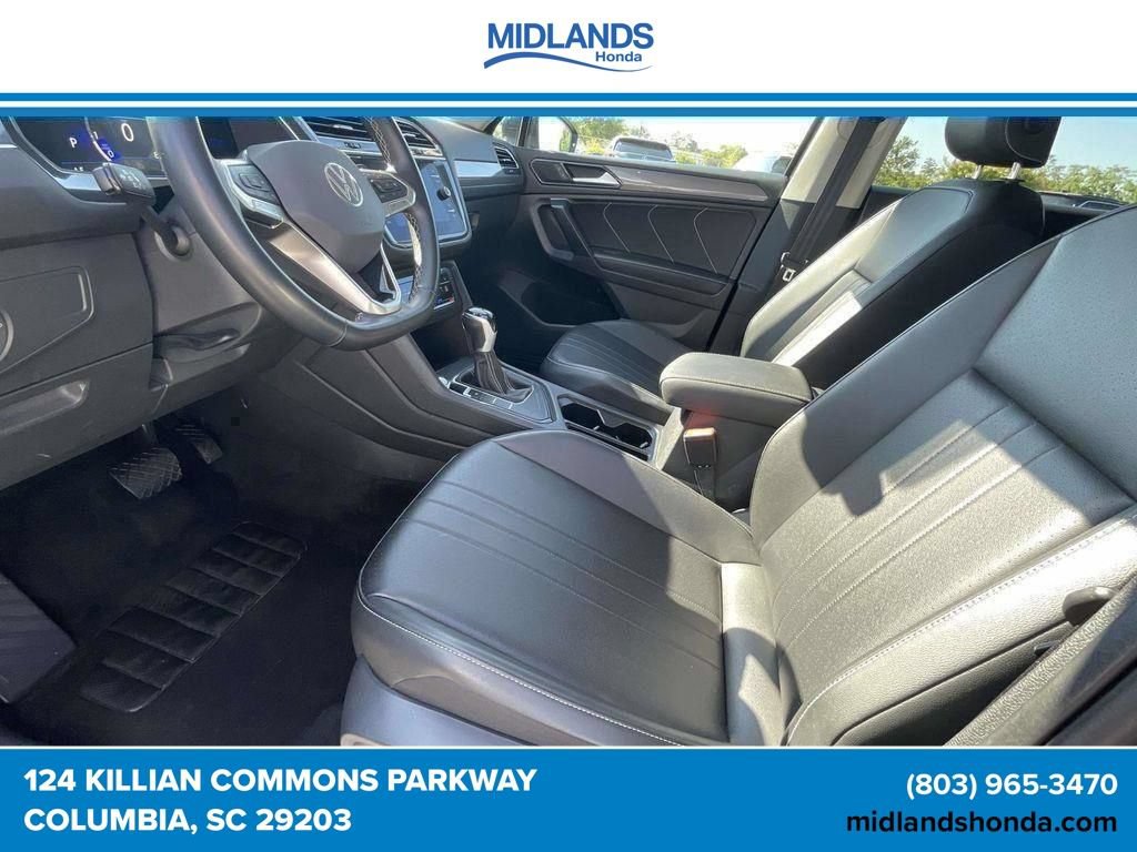 Used 2024 Volkswagen Tiguan SE FWD image 16