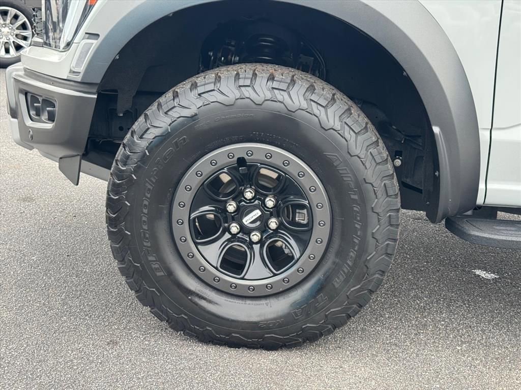 Used 2023 Ford F150 Raptor w/ Raptor Carbon Fiber Package AWD/4WD image 9