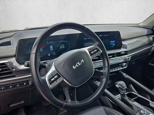 Used 2025 Kia Telluride S FWD image 8