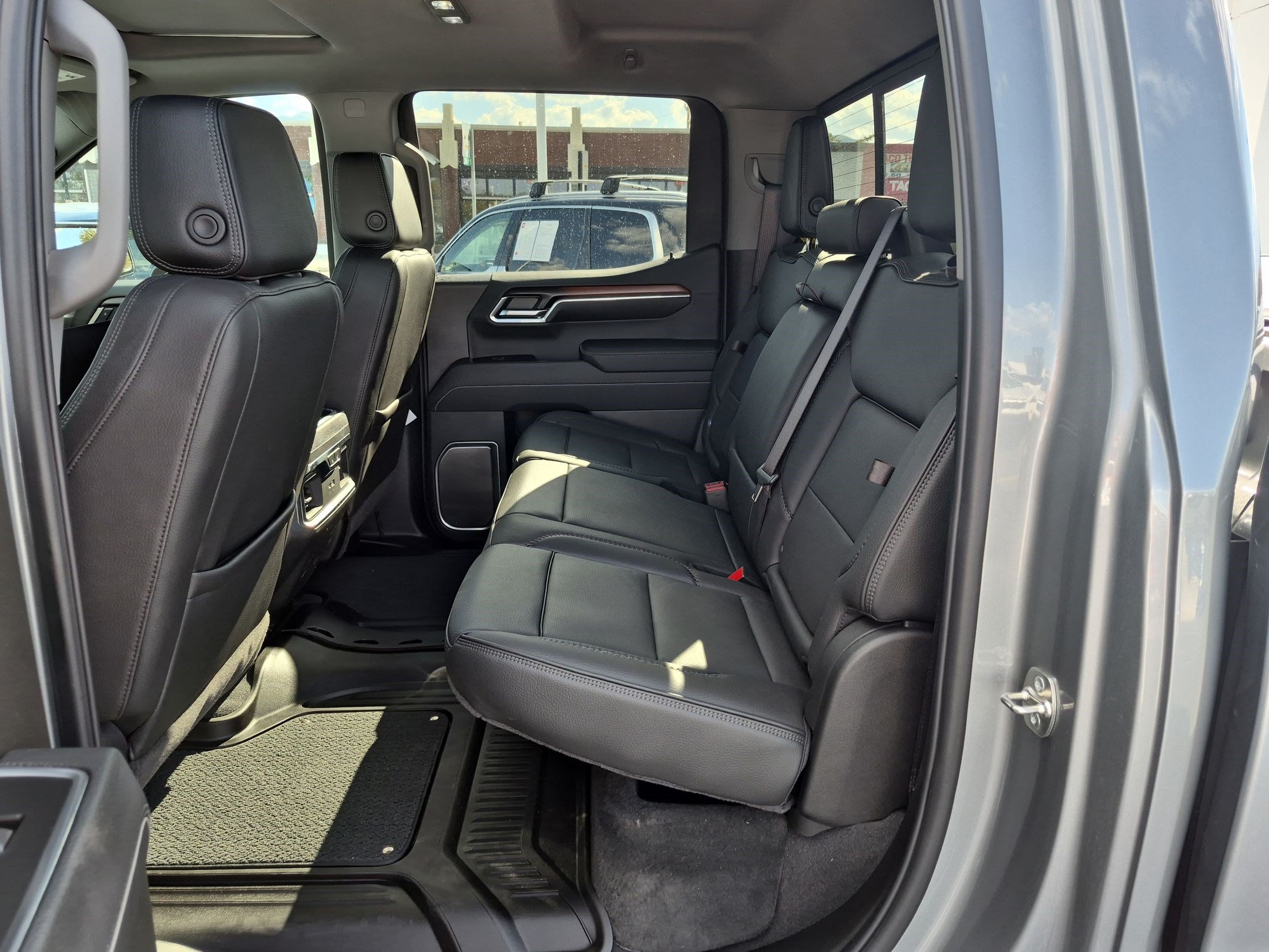 Used 2026 GMC Sierra 1500 Denali w/ Denali Reserve Package AWD/4WD image 30