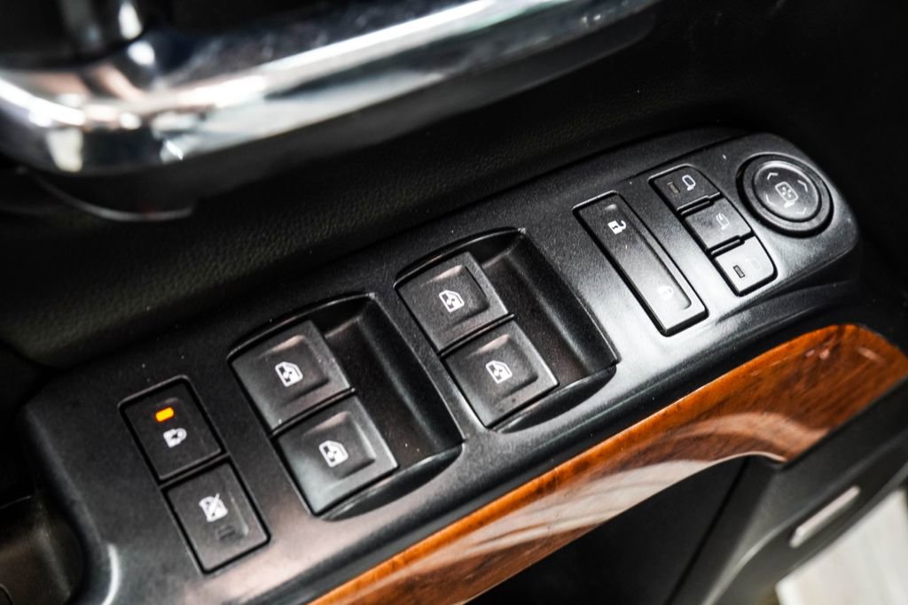 Used 2019 Chevrolet Silverado 3500 High Country w/ Duramax Plus Package image 33