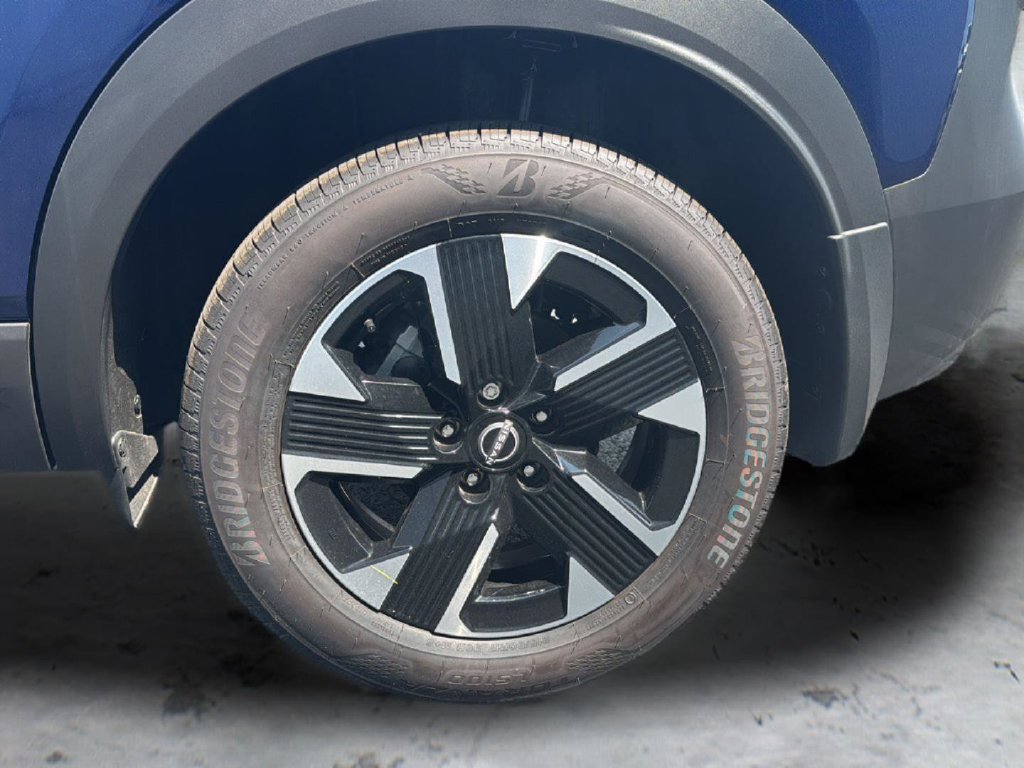 New 2026 Nissan Kicks SV w/ SV Premium Package AWD/4WD image 11