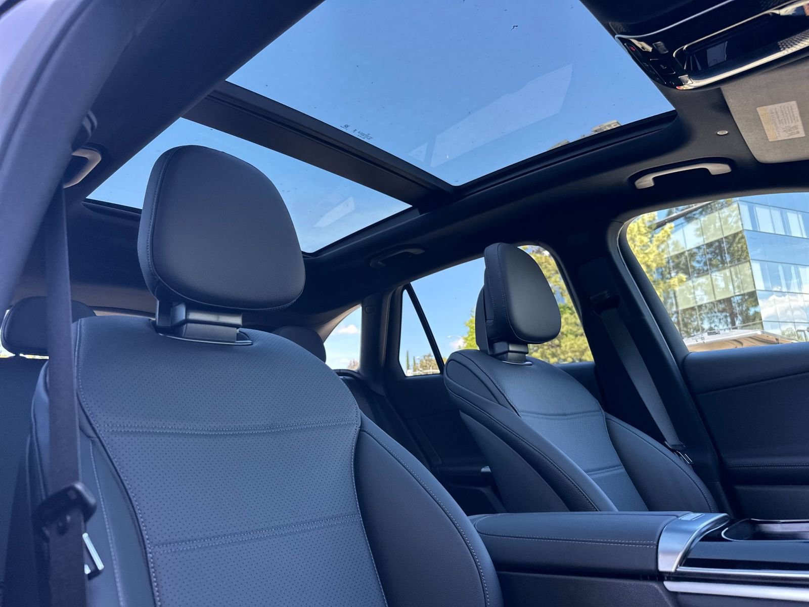 New 2026 Mercedes-Benz GLC 300 image 17