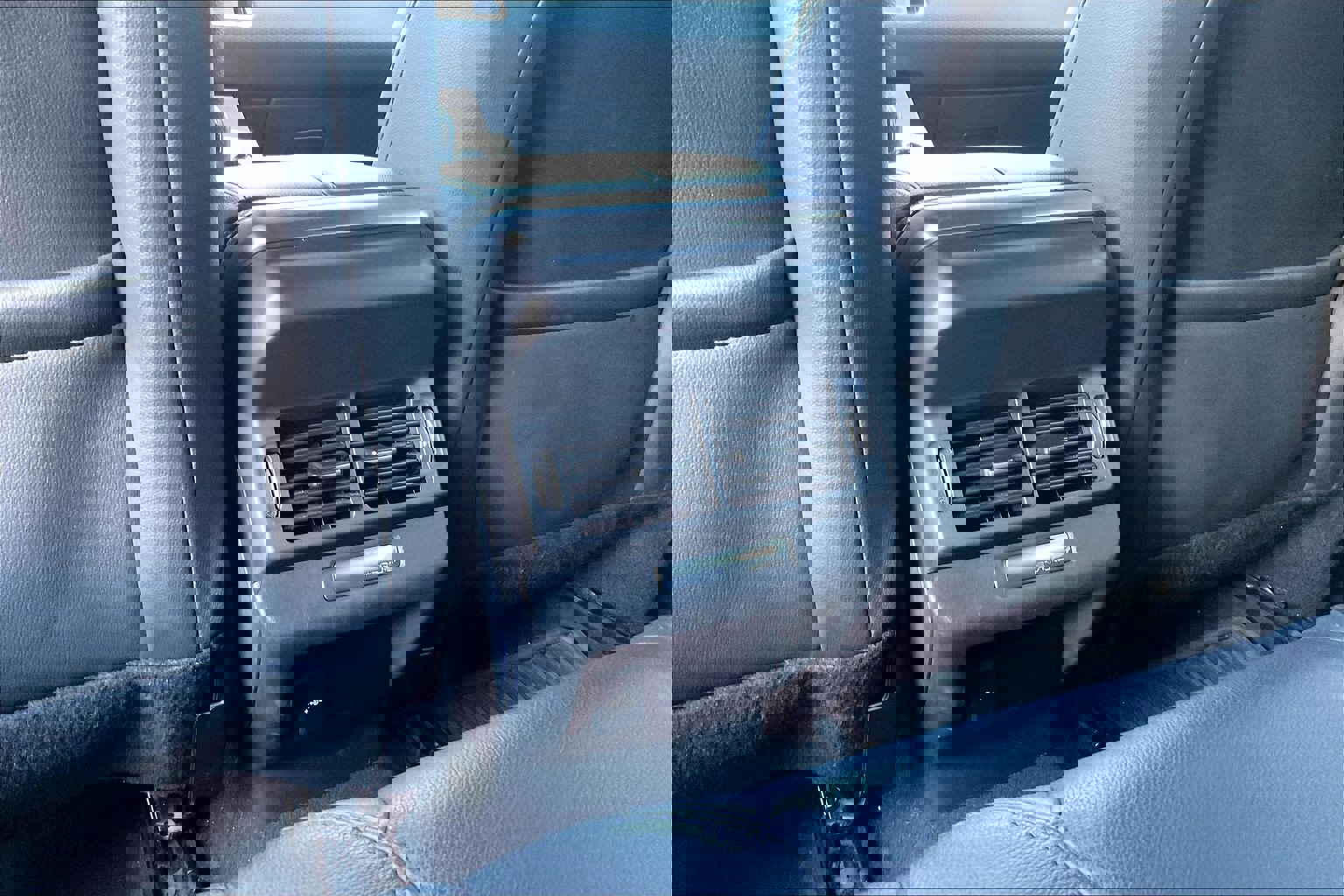 Used 2022 Land Rover Range Rover Evoque S image 34