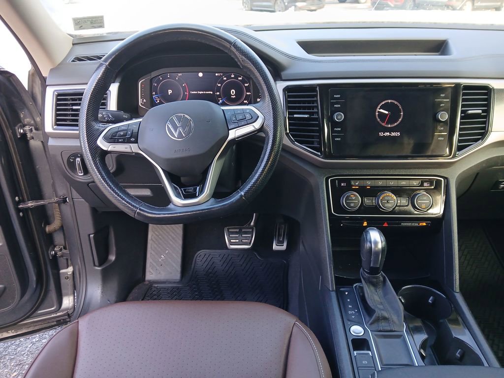 Used 2021 Volkswagen Atlas SEL R-Line image 20