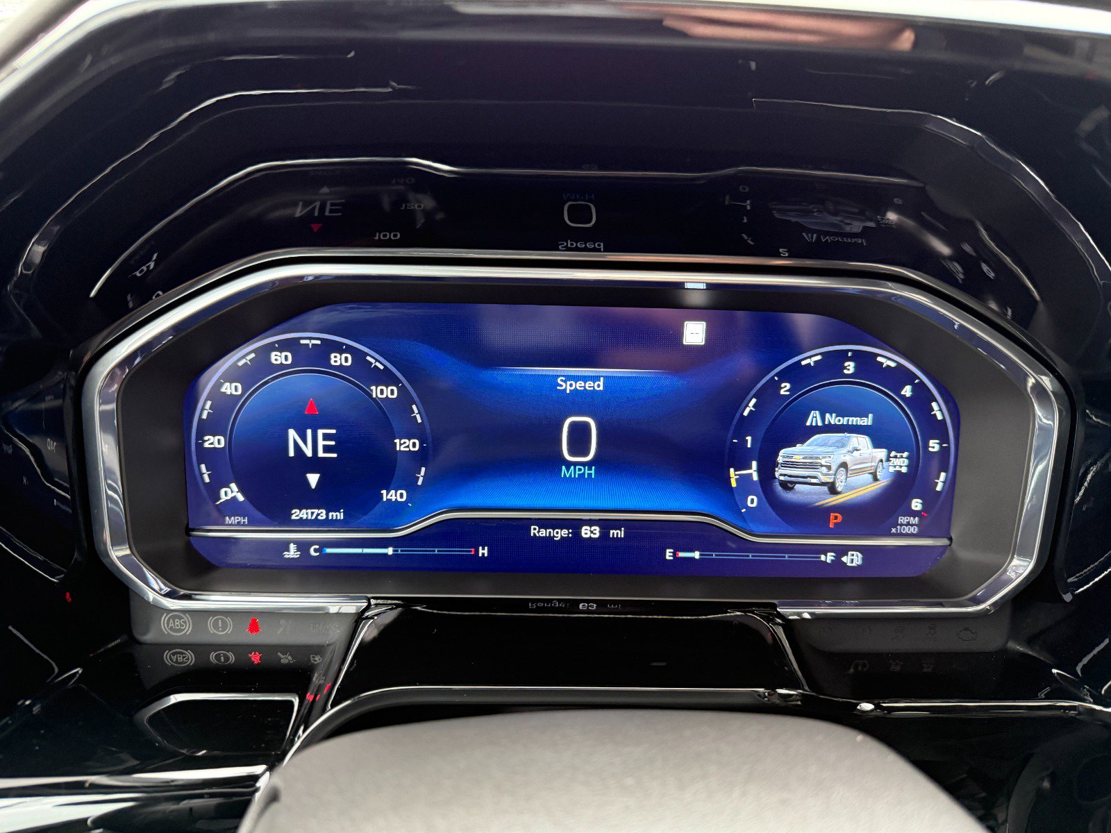 Used 2022 Chevrolet Silverado 1500 ZR2 w/ Technology Package image 31