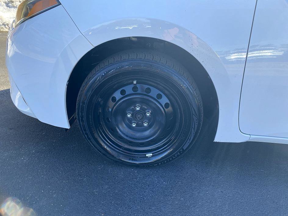 Used 2015 Toyota Corolla S image 8