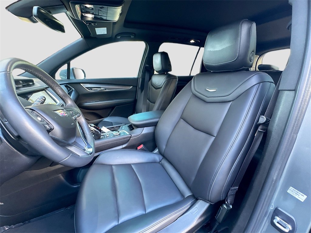 Used 2023 Cadillac XT6 Luxury image 19