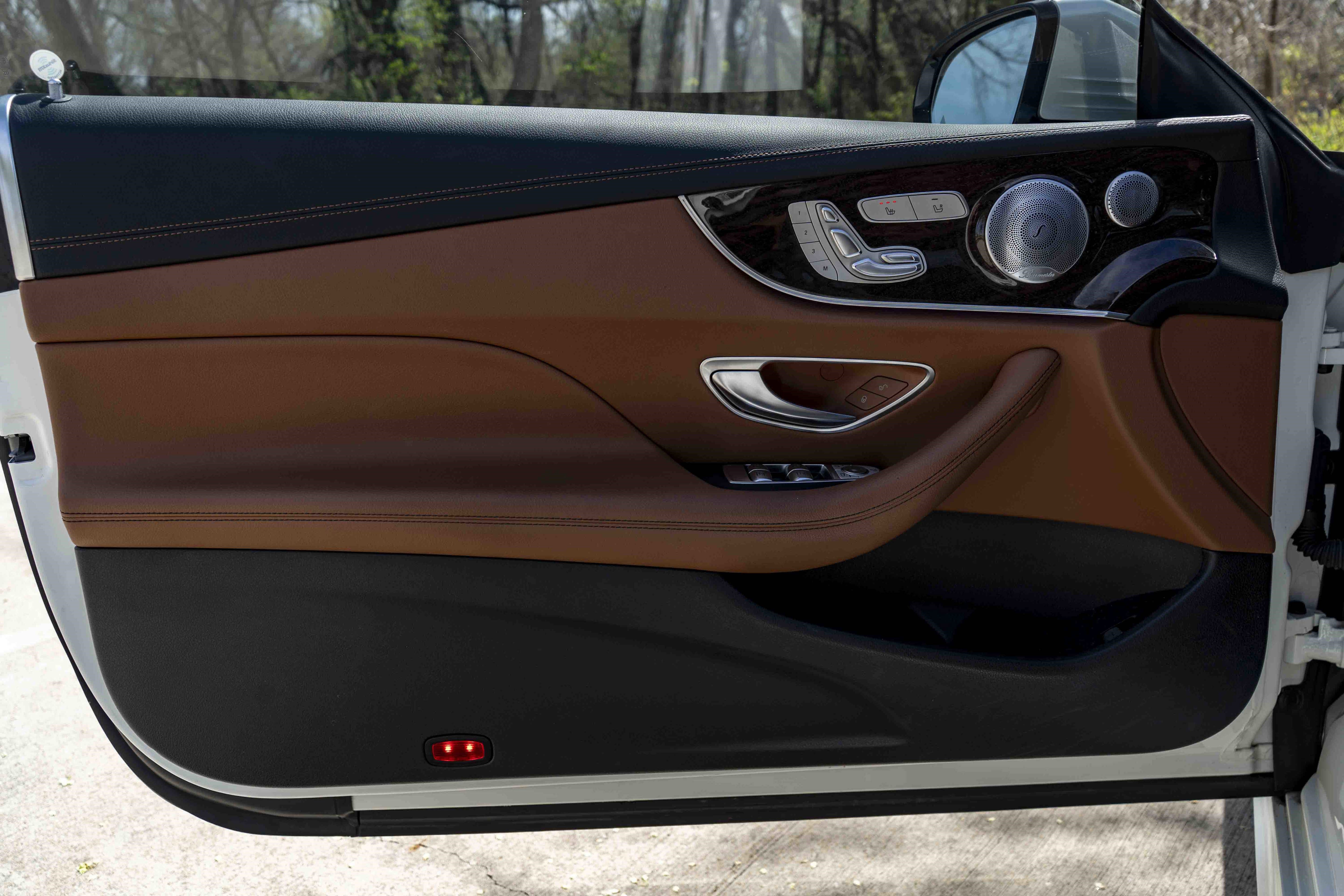 Used 2018 Mercedes-Benz E 400 E 400 image 37