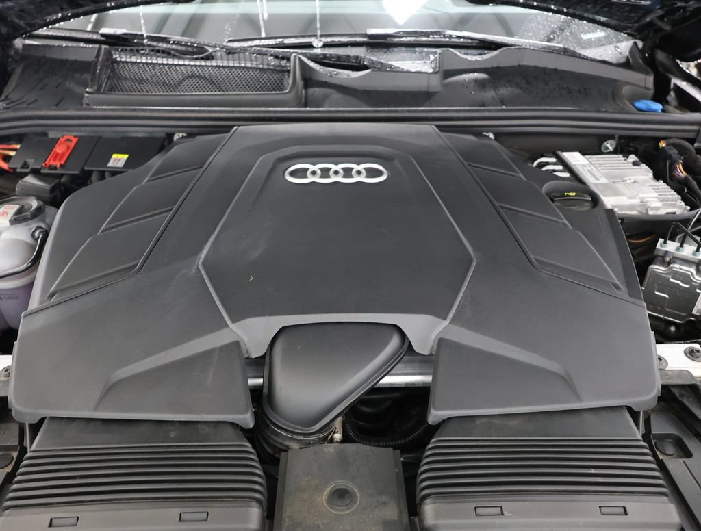 Certified 2024 Audi Q7 3.0T Prestige AWD/4WD image 30