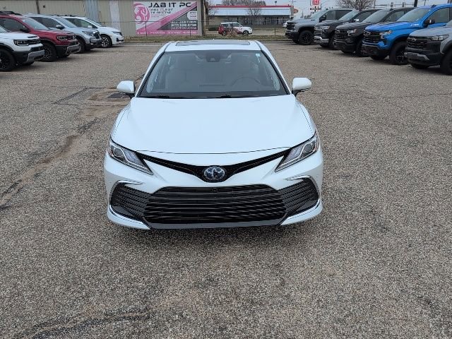 Used 2022 Toyota Camry XLE image 15