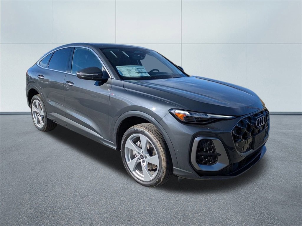 New 2025 Audi Q5 Premium Plus