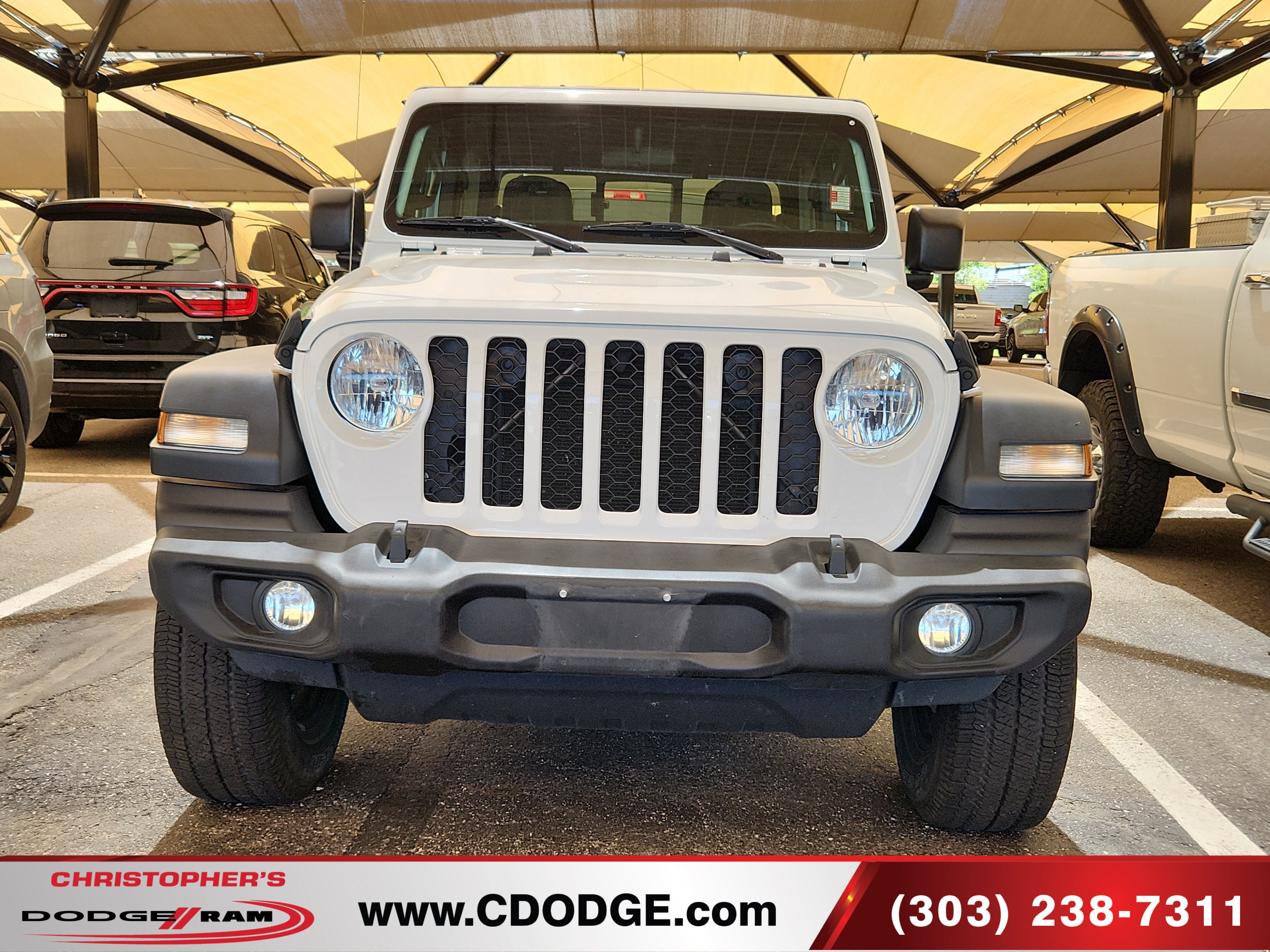 Used 2022 Jeep Gladiator Sport w/ Trailer Tow Package AWD/4WD image 2