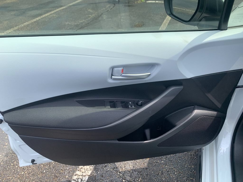 New 2026 Toyota Corolla SE AWD/4WD image 11