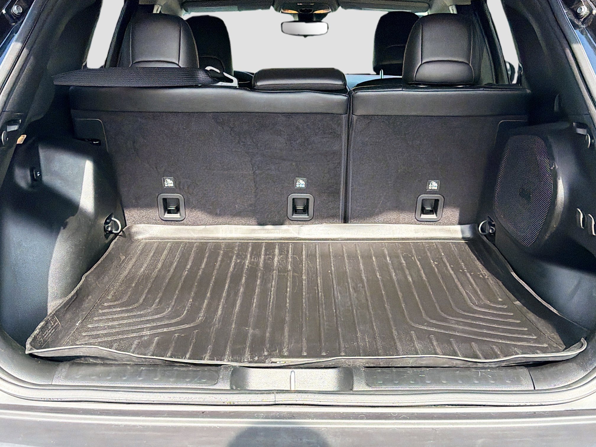 Used 2022 Jeep Cherokee Trailhawk w/ Sound & Nav Group image 12