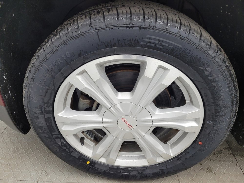 Used 2017 GMC Terrain SLE image 31