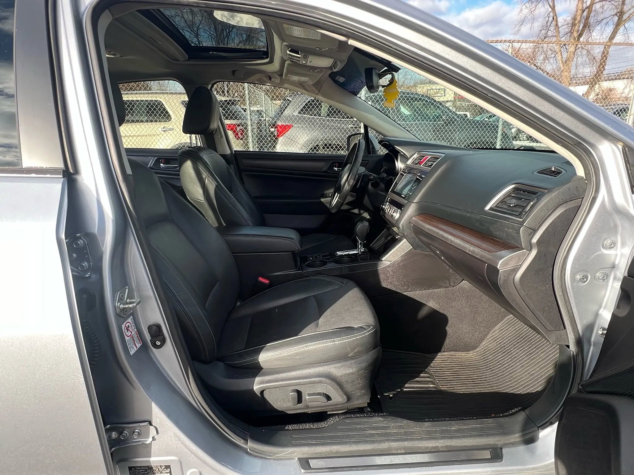 Used 2016 Subaru Legacy 2.5i Limited image 31