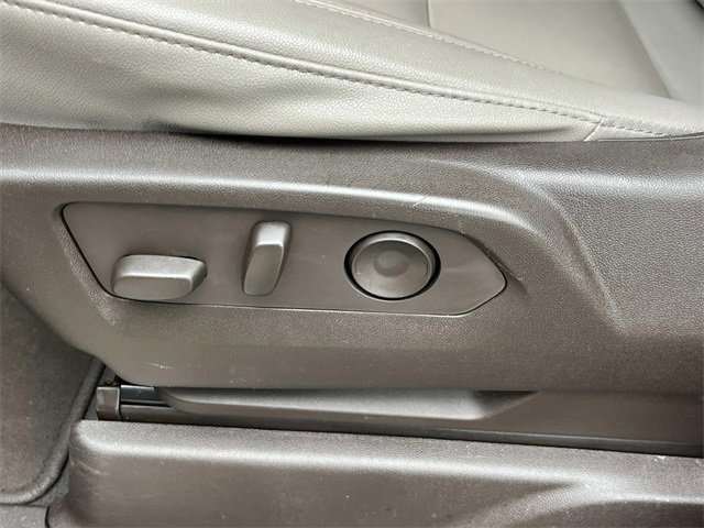 Used 2021 Chevrolet Tahoe Z71 w/ Z71 Off-Road Package image 30