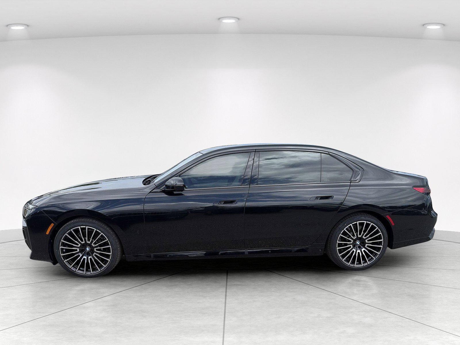 New 2026 BMW 760i xDrive AWD/4WD image 6