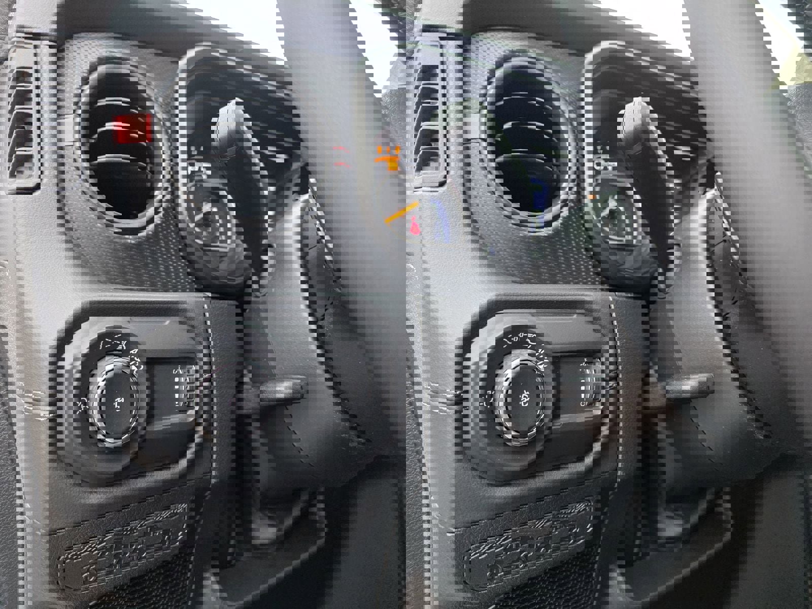 New 2026 Jeep Wrangler Unlimited Rubicon image 18