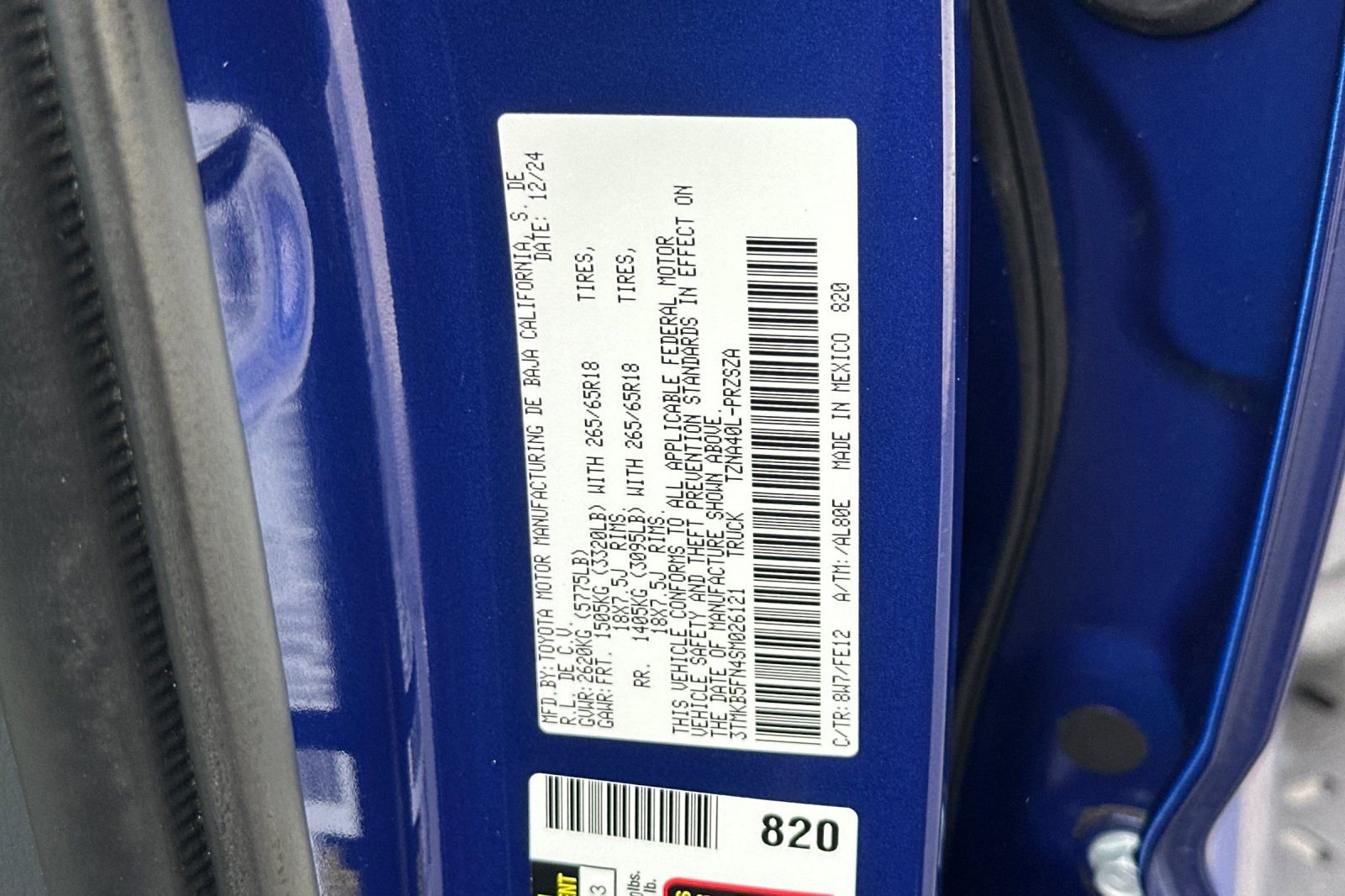 Used 2025 Toyota Tacoma TRD Sport image 25